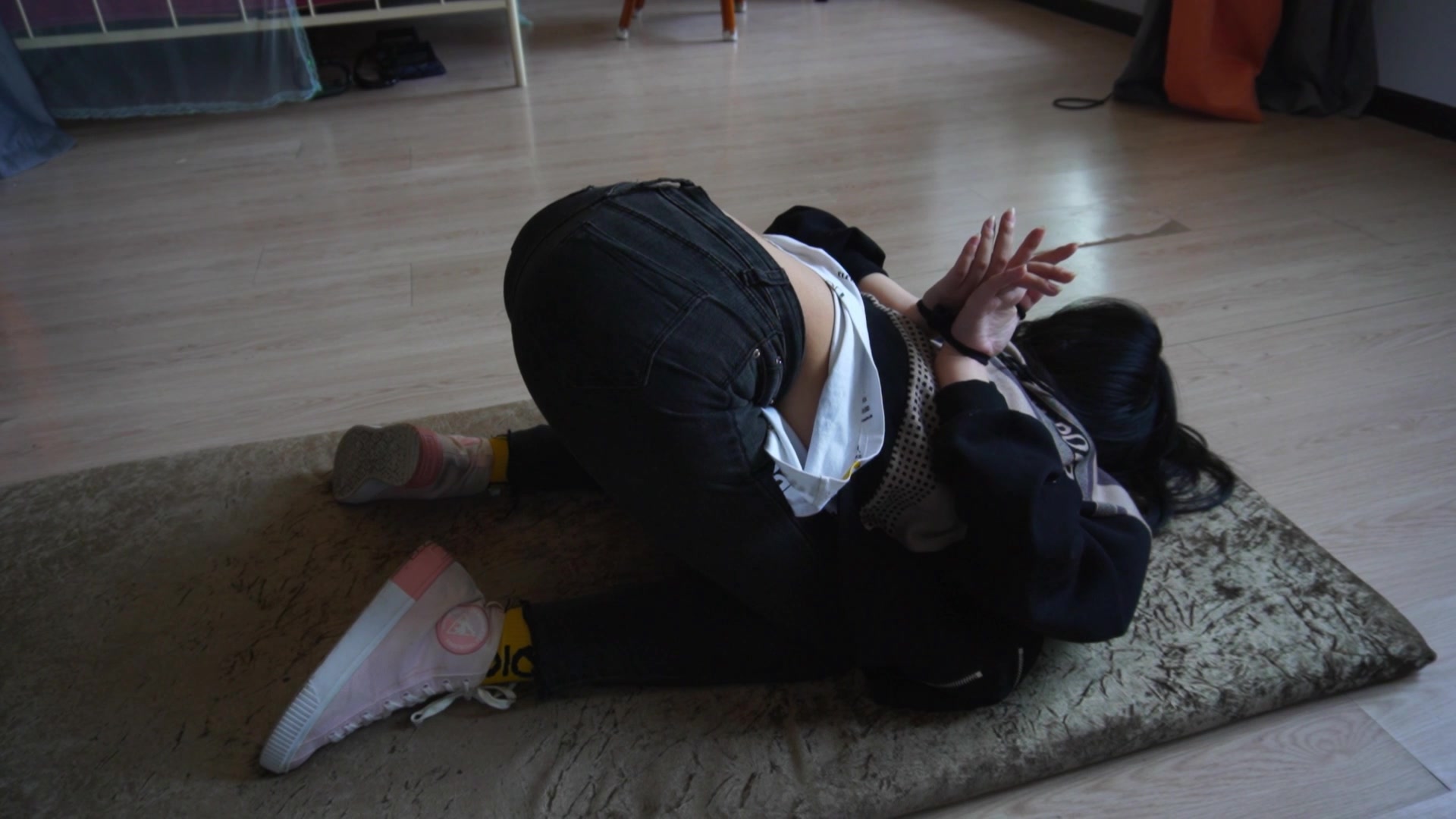 6799.mp4-5.jpg