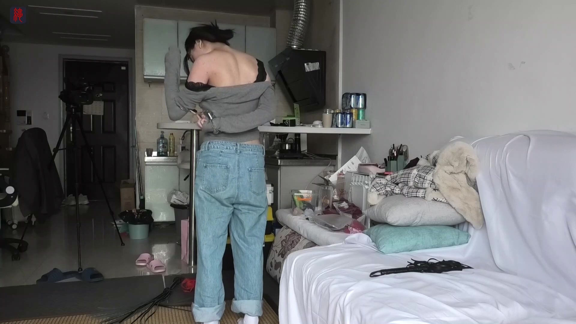 7833.mp4-10.jpg