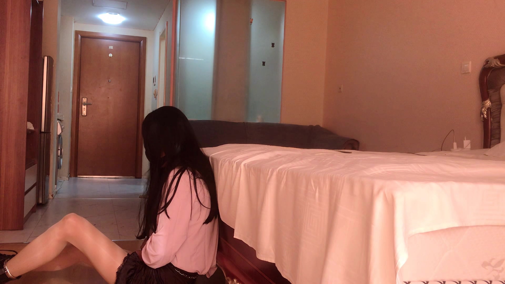 9831.mp4-4.jpg