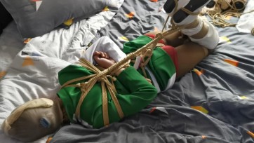 【JS】丝袜销售员 下-凌薇主演-袜子塞嘴 丝袜套头 驷马捆绑