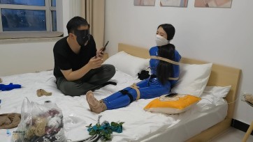 【JS】【宫怡】蓝胶衣丝袜捆绑堵嘴/胶带封堵/口罩/丝袜头套/全包/鞭打/挠痒