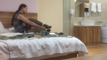 【风华正茂】小福酒店摔跤 哈哈 那时候挺单纯 跟人家玩这个