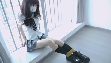 【龙隶】小清新居家JK妹妹，被上门检查煤气的哥哥用黄色胶带捆绑，堵嘴，发生