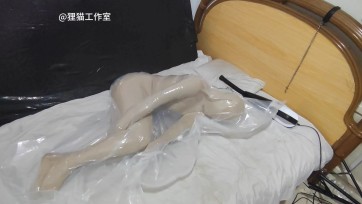 【狸猫工作室】五层全包空肺：一层zentai，四层丝袜全包，真空袋空肺窒息，包含超多抽干过程
