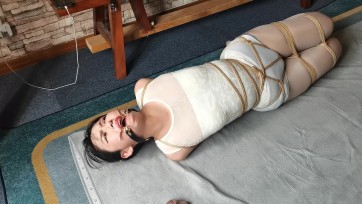 【一绳所爱】《闷热汗湿监禁折磨下集》【空姐重口原味丝袜堵嘴/酷暑放置/汗透/欧式驷马】