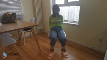 【JS】凌熙 椅子束缚 炸鸡的诱惑 口水直流 棒强震