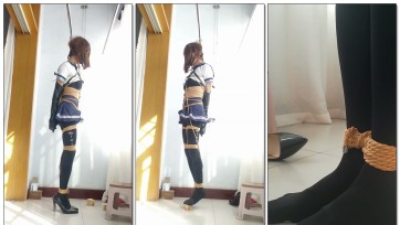 【玩家自缚】踩在5cm木块上的强制踮脚。单手套自缚。猫爪黑丝袜