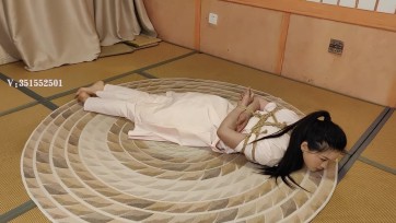 【一绳所爱】小护士洛洛极限驷马逃脱