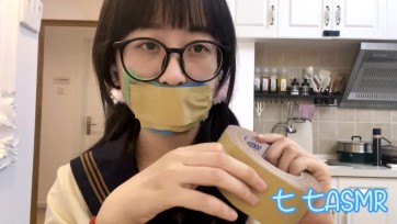 【默示录】【七七】一个非常可爱的二次元少女，进行胶带封嘴实验，7种胶带，7种颜色~