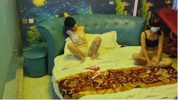 【夜色撩人】酒店捉到两女