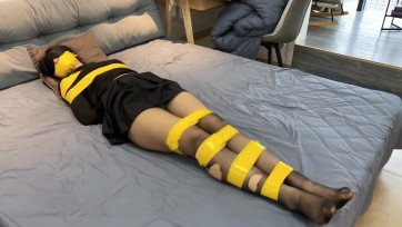【默示录】【小萌】黑丝与美腿，胶带与封嘴~