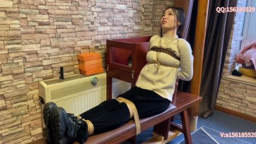 【龙飞绳艺】新模特大学生 发财 体验剧情老虎凳