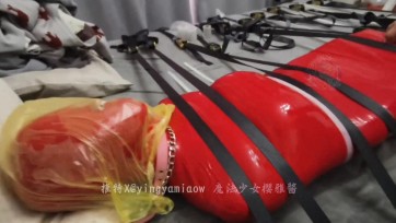 【紧缚少女樱雅酱】全包,绑带固定，沙发绳缚，创意拘束，自创绑法！鞭打+棒棒+呼控+挠痒 不断挣扎~