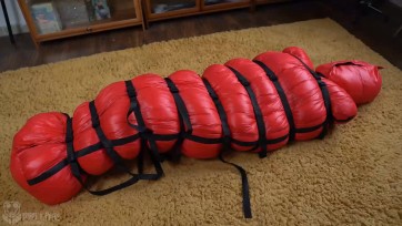 【闪闪工作室】真空袋里的羽绒拘束睡袋 - 闷热与闷绝的长时间放置