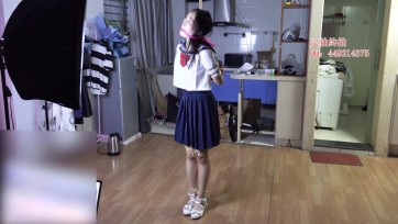 【子衿原创】新模试镜-水手服新妹子体验最紧的五花紧缚口球单独放置在房间