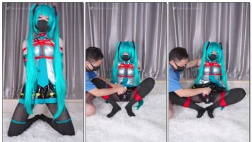 【刻猫猫不是色猫猫】【伪娘男娘/cosplay/初音miku/贞操锁锁射/黑丝】