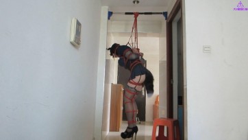 【CD伪娘小诡的自缚】危险的吊绑
