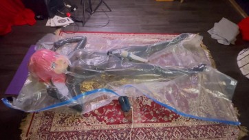 【哈哭實驗室】黑丝全身衣真空