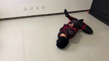 【黑魔法师】绳子束缚体验+超强制木乃伊体验 棒棒还是埋在了胶带里面，超长时间的拘束刺激+无法躲闪的tk