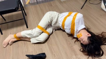 【集梦】丹丹捆绑挣扎（胶带封嘴蒙眼、绳缚、束缚带）