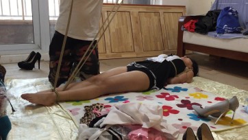 【风华正茂】真实女M第一次调的时候还比较腼腆嘿嘿