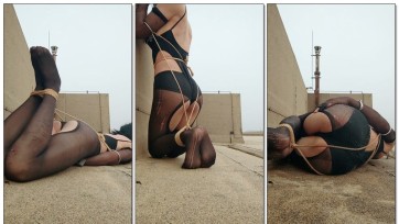 【伪娘小鱼】楼顶露出捆绑，在失禁中的挣扎（定时自缚+失禁+贞操锁+乳夹+g塞）