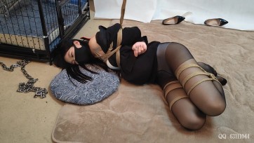 【随心原创】杨蕊 完不成任务的正装售楼员 剥开的白衬衣露出内衣 板子夹