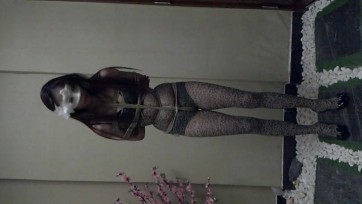 【西岭飘雪】新模糯米（1）：连身豹纹丝袜的标准日式