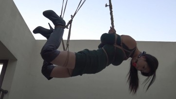 【胜景影视】冬日楼顶的风采