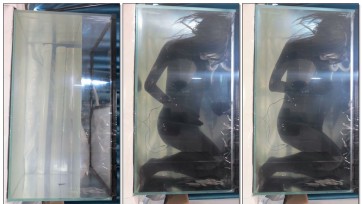 【哈曼哈w】乳胶三角内裤灌肠三升极限大肚，穿入黑色胶衣进入水缸中使用郊狼G塞水下电击