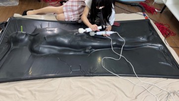 【黑魔法师】伪娘夕的逆袭 把黑魔法师谜晕然后关入黑胶床 疯狂榨汁黑魔法师