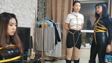 【JS】【瑾萱】【媛媛】【若灵】《夜诱8》女女捆绑外出/堵嘴/抚摸/DD刺激/恋足