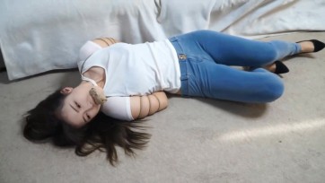 【玩绳男孩】剧情《色魔导演第二部》上