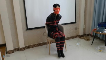 【JS】【诗彤】《诱捕女特工》Part 3 红绳全身紧缚/布团堵嘴/胶带封堵/蒙眼