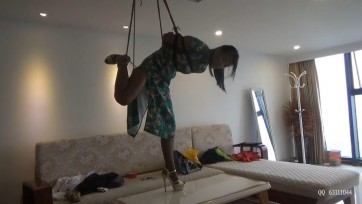 【随心】苏州城 复式房绳奴T教2 红礼服全身镣铐 绿旗袍超紧的勒劲五花大绑 悬吊刺激 满满的唯美范