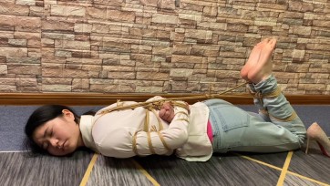 【龙飞绳艺】笑笑应聘白酒销售 反被人贩子黑公司 迷晕 捆绑 卖掉