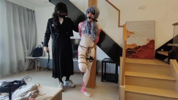 【困困】妲己时之彼端cosplay，单腿吊加超紧直臂驷马，丝袜口球双重堵嘴，蒙眼+郊狼棒棒刺激