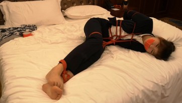 【束缘阁】雨仟 西装OL捆绑