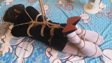 【逸客绳屋】CD绳模黑裙驷马