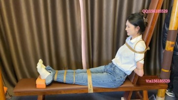 【龙飞绳艺】老虎凳 痛的模特咬牙切齿