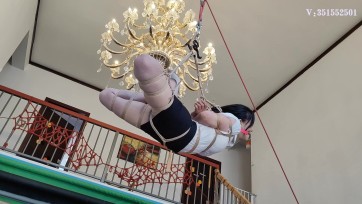 【一绳所爱】白领洛洛高空驷马悬吊