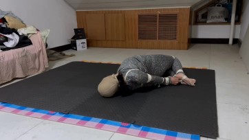 【M妻】居家睡衣裤里丝，欧式驷马