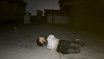 【柚里】痛苦的天台手脚铐驷马定时锁自缚！伪娘JK套裙+黑丝玛丽珍高跟鞋