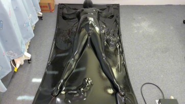 【自缚小伪娘】自缚体验之新款升级真空床禁锢