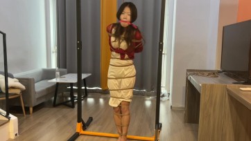 【集梦】《我的继母》丹丹出演 吊缚站立口水流不停