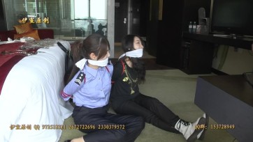 【伊宣原创】莉娜与何甜玉贺中秋与新女M婷婷调教