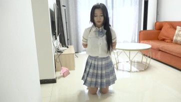 【子衿原创】调教小女仆cici 五花脚镣TK挠痒 脚底写字 刷子洗净 电击脚底 最后笑到没力气