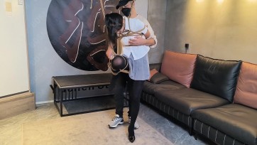 【老癸原创】见见 半吊折磨 黑丝 高跟 JK 单腿踮脚 半吊 放置 强G SP 娇喘 惨叫求饶