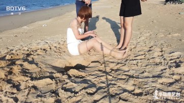 【半岛束艺台】【户外】【堵】【挠】【拉丁】  植物大战僵尸二：食人花的反击