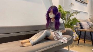 【默示录】【小花】胶带封嘴后，白色绷带缠绕+银色胶带的捆绑与挣扎~